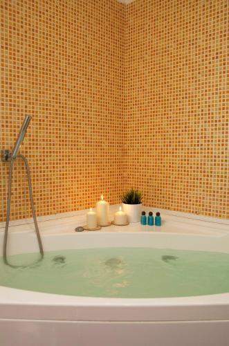 Motta Residence Hotel Motta SantʼAnastasia エクステリア 写真